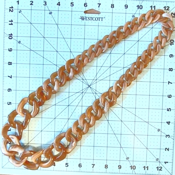 Chunky Tortoise Link 24" Resin Necklace - Picture 5 of 7